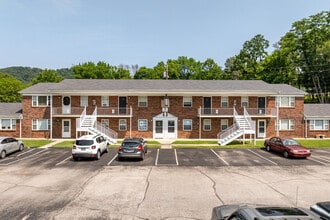 East Court Apartments in Rogersville, TN - Foto de edificio - Building Photo