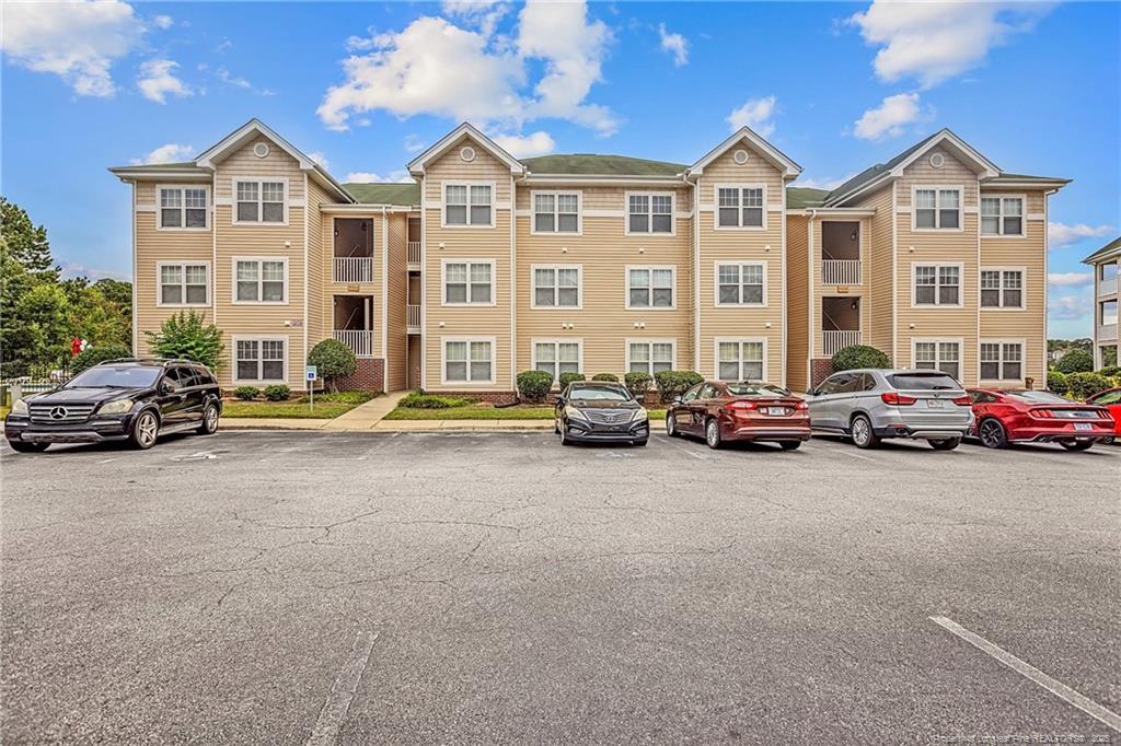 3332 Harbour Pointe Pl in Fayetteville, NC - Building Photo