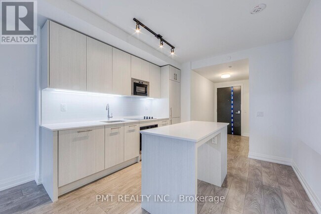 286 Main St in Toronto, ON - Building Photo - Building Photo