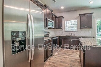 1115 Hardwick Dr in Mebane, NC - Building Photo - Building Photo