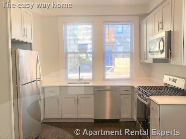 75 Kinnaird St in Cambridge, MA - Foto de edificio - Building Photo