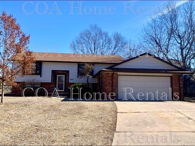 property at 1806 S White Oak Cir