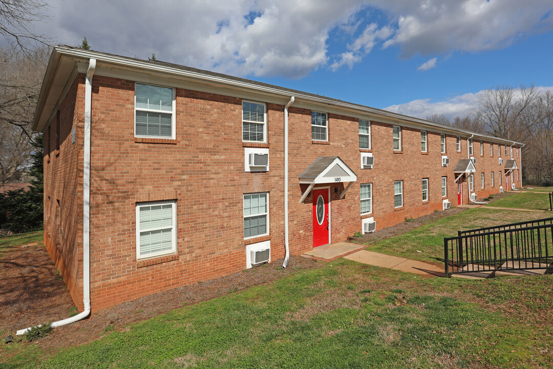 Cider Mill Apartments in Winston-Salem, NC - Building Photo