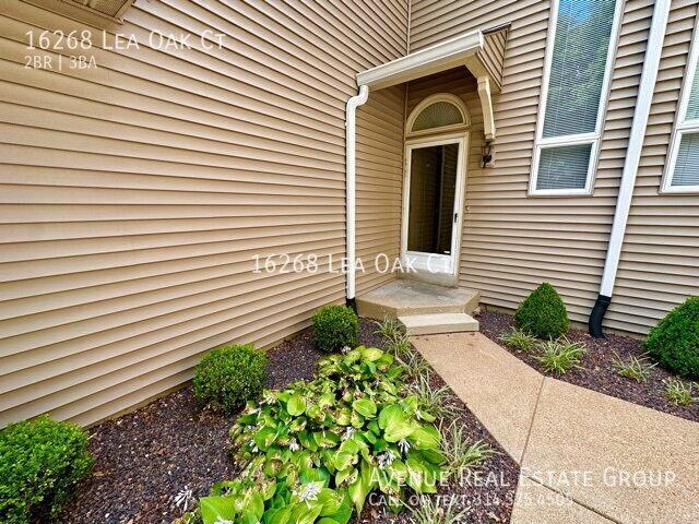 16268 Lea Oak Ct in Chesterfield, MO - Building Photo - Building Photo