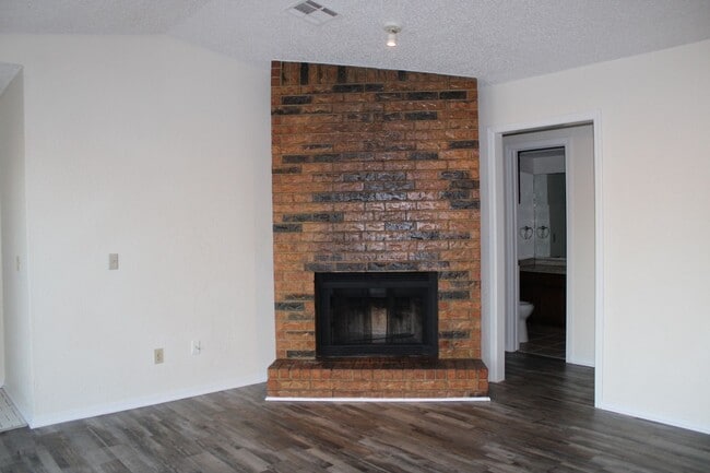 118 Kathleen Dr in Midwest City, OK - Building Photo - Building Photo