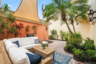 2381 SW Island Creek Trail in Palm City, FL - Foto de edificio - Building Photo