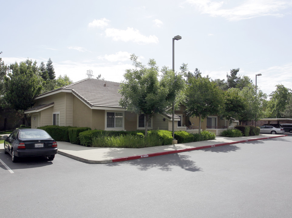 Terracina Laguna Creek in Elk Grove, CA - Building Photo