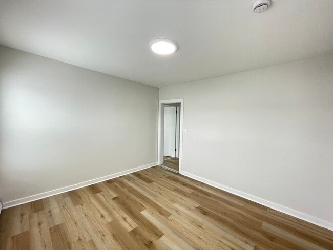 124 Beech St in Manchester, NH - Building Photo - Building Photo