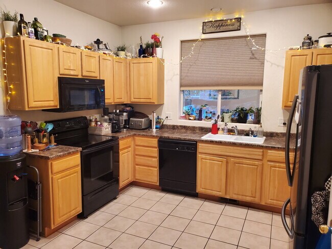 2850 Kansas Dr Unit D in Fort Collins, CO - Foto de edificio - Building Photo