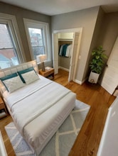 136 Berkshire St, Unit 4 in Cambridge, MA - Foto de edificio - Building Photo