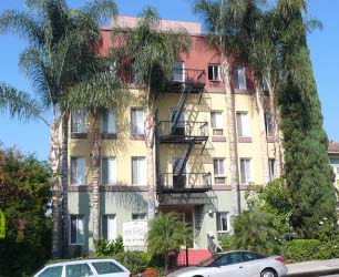 Palms at Beachwood in Los Angeles, CA - Foto de edificio