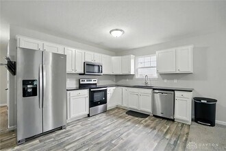720 Diamond Loop in Middletown, OH - Building Photo - Building Photo