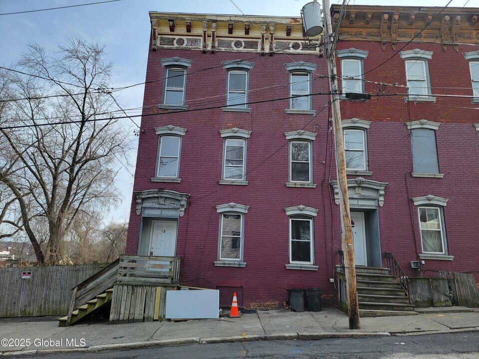 30 Stephen St in Albany, NY - Building Photo