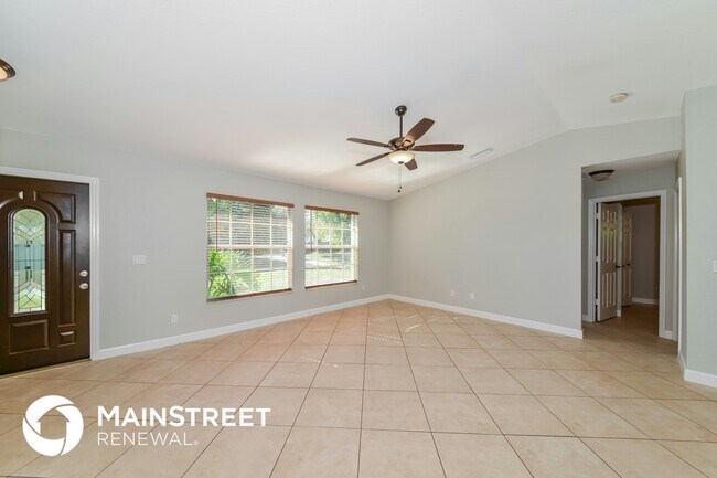 2750 Trilby Ave in North Port, FL - Building Photo - Building Photo