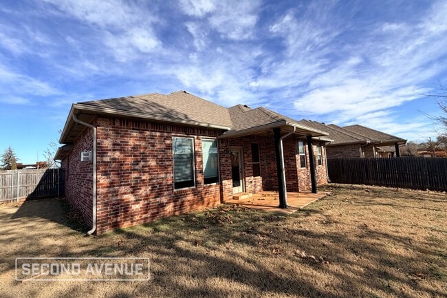 1032 NW 191st St in Edmond, OK - Building Photo - Building Photo