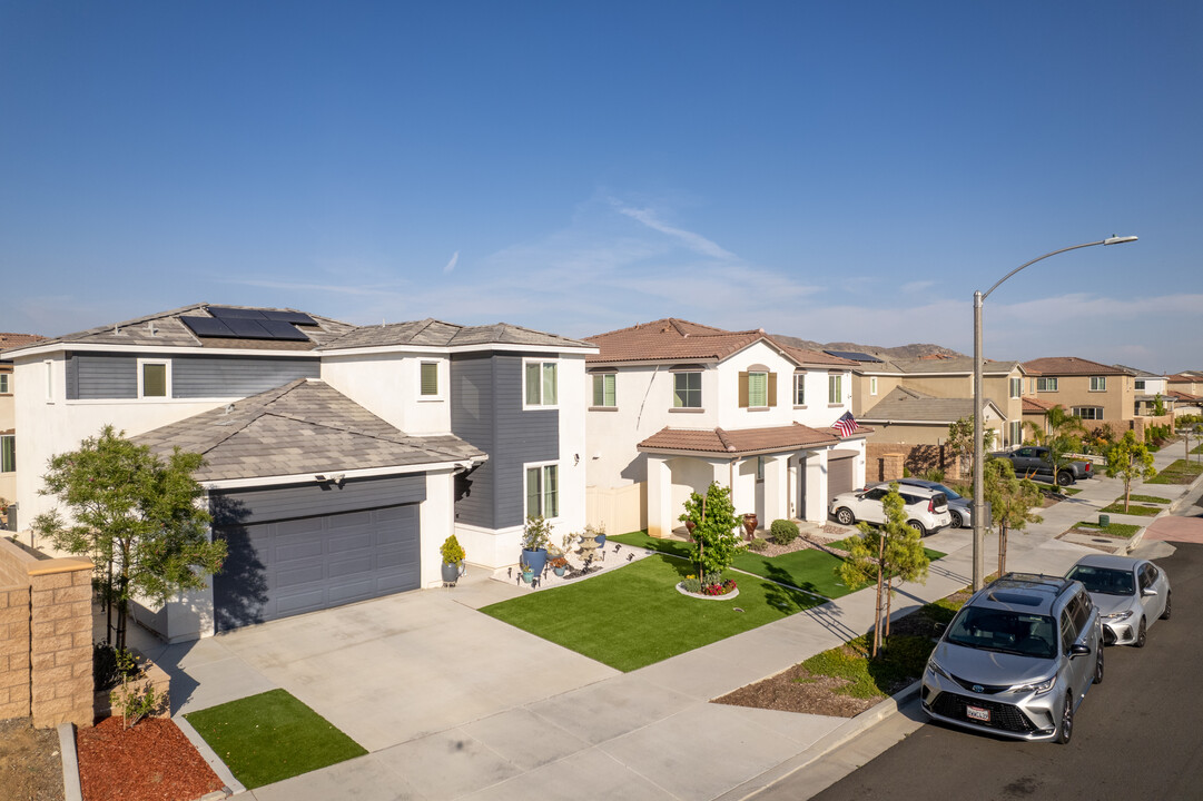 Enclave at Legacy Park in Moreno Valley, CA - Building Photo