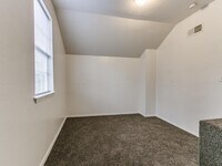 420 W Daws St photo'