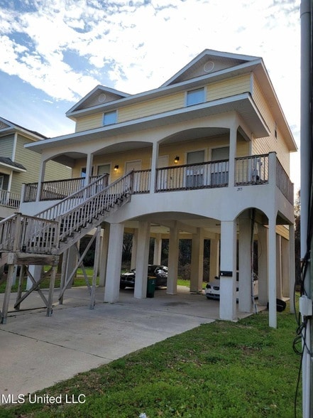 property at 265 Benachi Ave