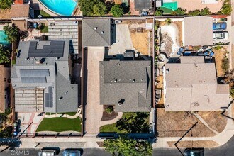 11051 Quill Ave in Los Angeles, CA - Building Photo - Building Photo