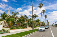 1301 S Catalina Ave in Redondo Beach, CA - Foto de edificio - Building Photo