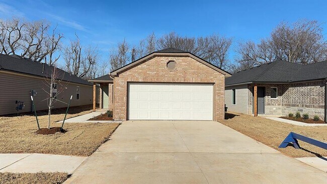 property at 3305 Little Creek Dr