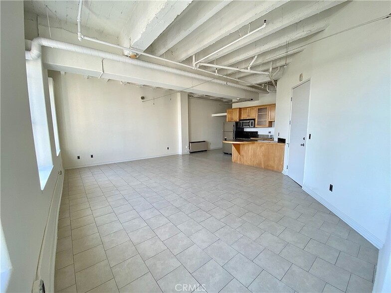 312 W 5th St, Unit 1125 in Los Angeles, CA - Building Photo