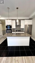 118 Bellevue Ave in Toronto, ON - Building Photo - Building Photo