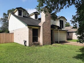 16807 Rockstone in Houston, TX - Building Photo - Building Photo