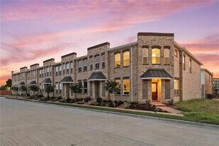 204 Emma Dr in Lewisville, TX - Building Photo