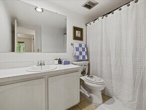 3616 SW 325th St in Federal Way, WA - Building Photo - Building Photo