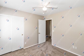 2067 N Pine Pl in Casa Grande, AZ - Building Photo - Building Photo