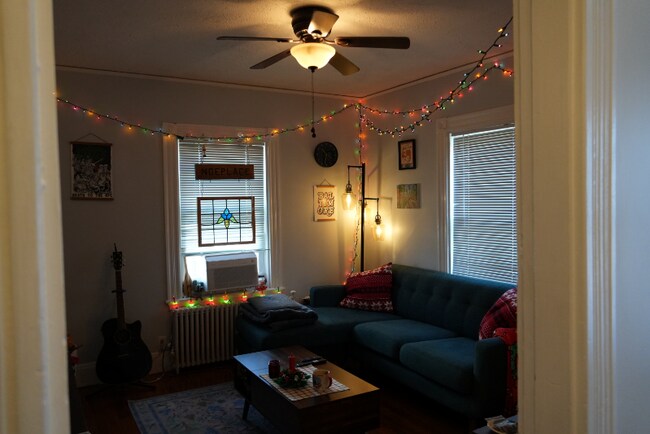 129 Durnell Ave in Boston, MA - Building Photo - Building Photo