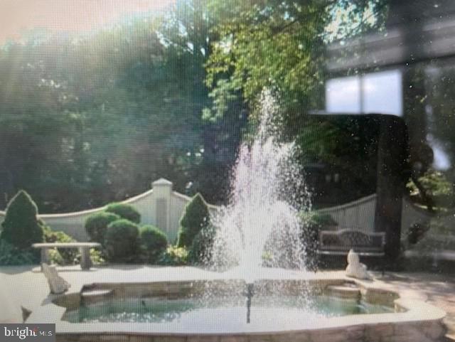 5301 Goldsboro Rd in Bethesda, MD - Building Photo - Building Photo