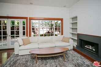 13239 Addison St in Los Angeles, CA - Building Photo - Building Photo