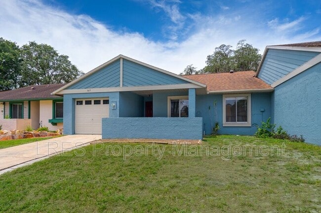 163 Clear Lake Cir in Sanford, FL - Building Photo - Building Photo
