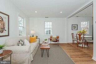 108 New Jersey Ave NW in Glen Burnie, MD - Building Photo