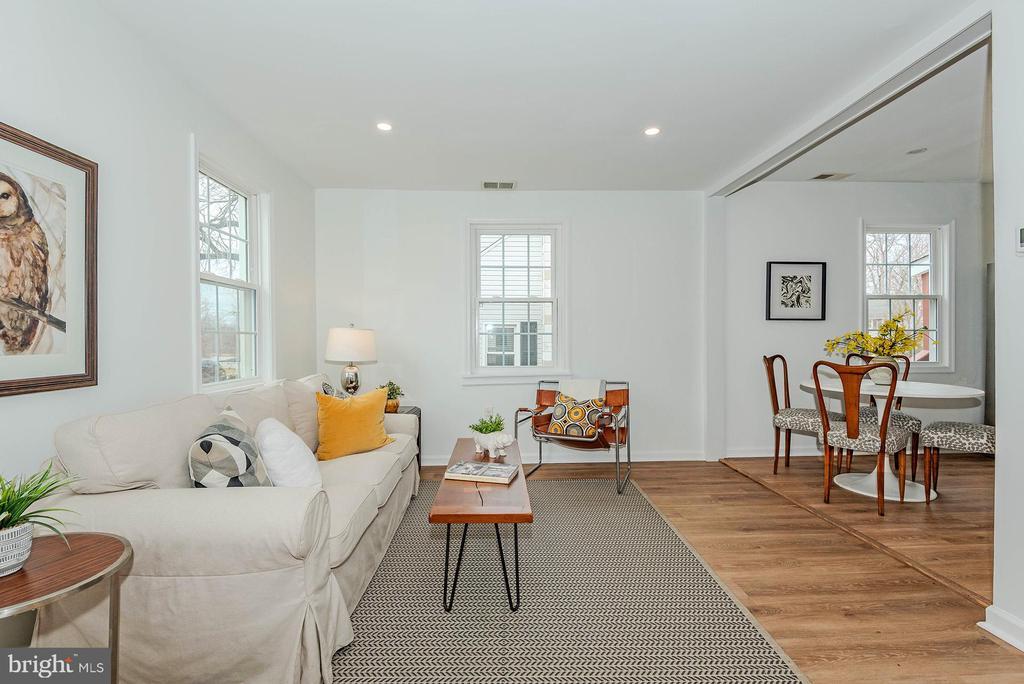 108 New Jersey Ave NW in Glen Burnie, MD - Building Photo