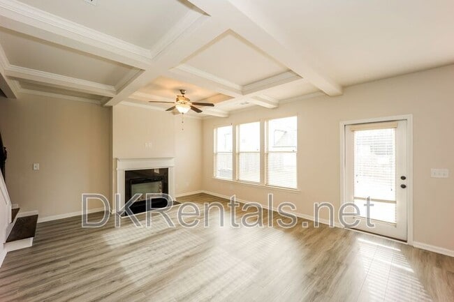 2905 Cottage Ln in College Park, GA - Foto de edificio - Building Photo