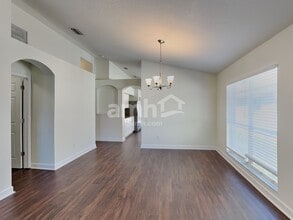 10618 Egret Haven Ln in Riverview, FL - Foto de edificio - Building Photo