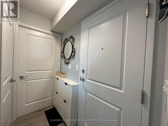 35 Bastion St in Toronto, ON - Building Photo - Building Photo