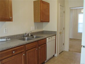 304 Kingdom Estate Dr in Fayetteville, NC - Building Photo - Building Photo