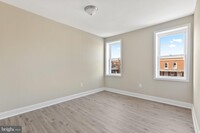 3013 Wylie Ave photo'