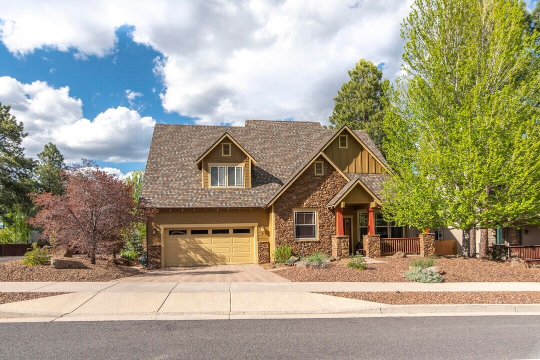 4 E Separation Canyon Trl in Flagstaff, AZ - Foto de edificio
