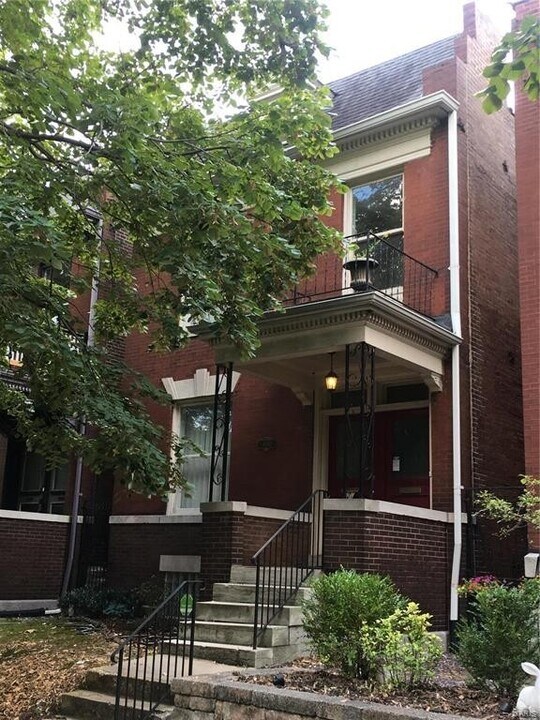 4540 Arco Ave in St. Louis, MO - Foto de edificio