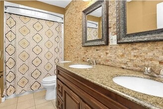 2-4 Stapleton St in New Bedford, MA - Building Photo - Building Photo