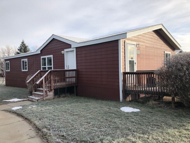 property at 2745 Crab Tree St
