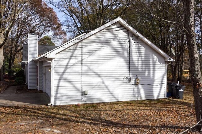 141 Brownsmill Dr in Grayson, GA - Building Photo - Building Photo