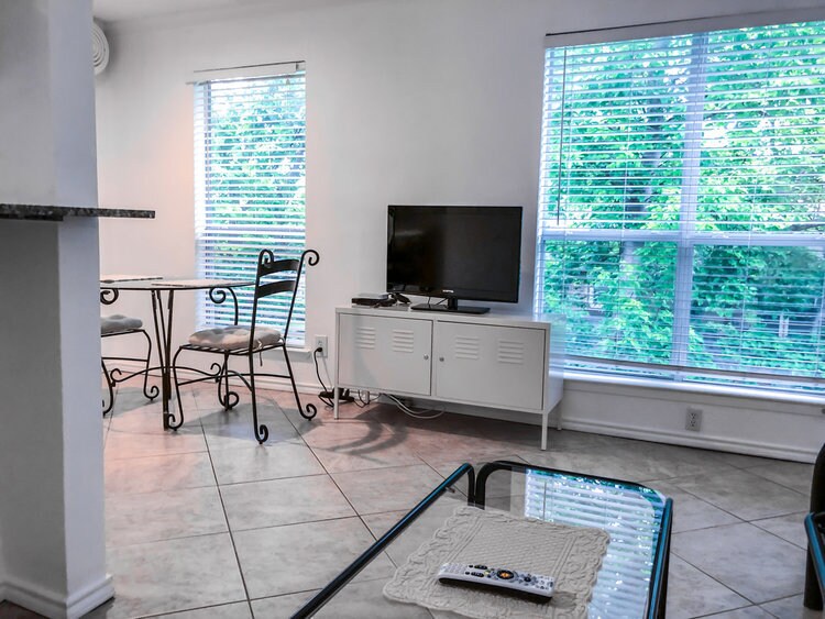 5727 Richmond Ave, Unit 303 in Dallas, TX - Building Photo