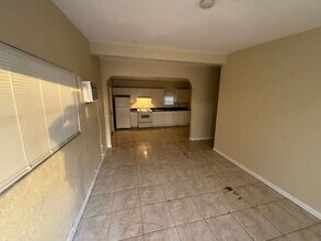 540 NW 29th Ave in Fort Lauderdale, FL - Building Photo - Building Photo