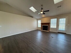 802 N 37th St in Rogers, AR - Building Photo - Building Photo